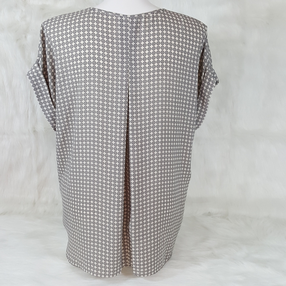 Max Studio Grey Short Sleeve Popover Top Size 2X - Picture 8 of 8